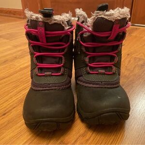 Columbia snow boots - girls size 10